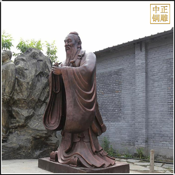 校園孔子像.jpg